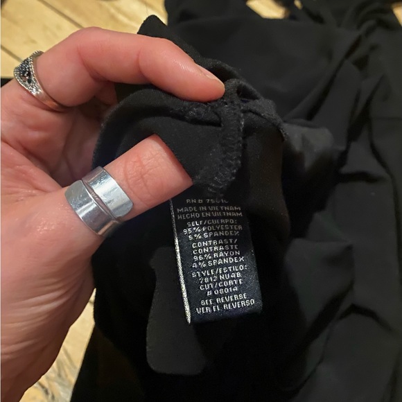 SOLD | Loose thin strap, 90s little black dress - Picture 4 of 4